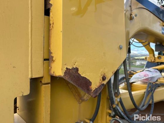 2008年卡特彼勒140M