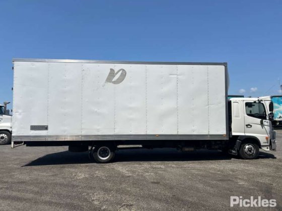 2021年式 日野FD500