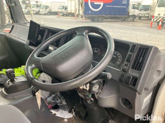 2008款五十铃NQR 450长版