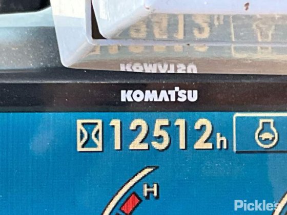 2021年小松PC270LC-8