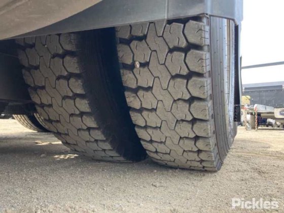 2022 メルセデス ベンツ アクトロス 2646