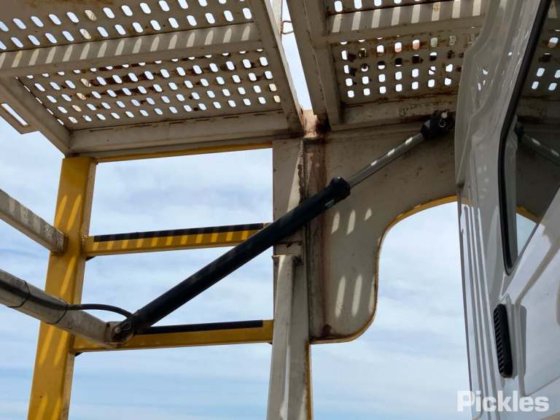 2022 メルセデス ベンツ アクトロス 2646