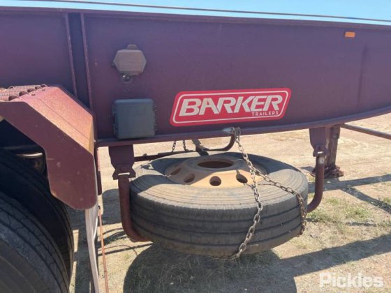 2017 Barker 重型三轴卡车