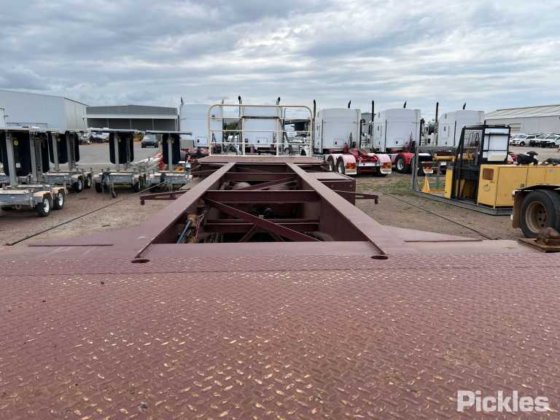 2017 Barker 重型三轴卡车