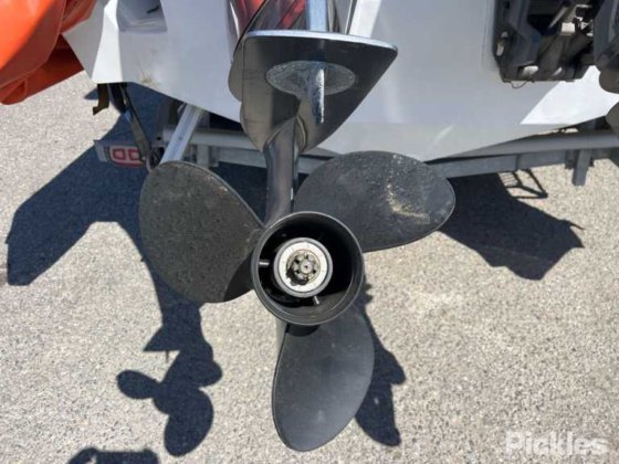 スウィフト・マリン