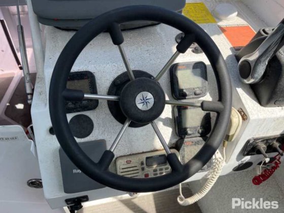 スウィフト・マリン