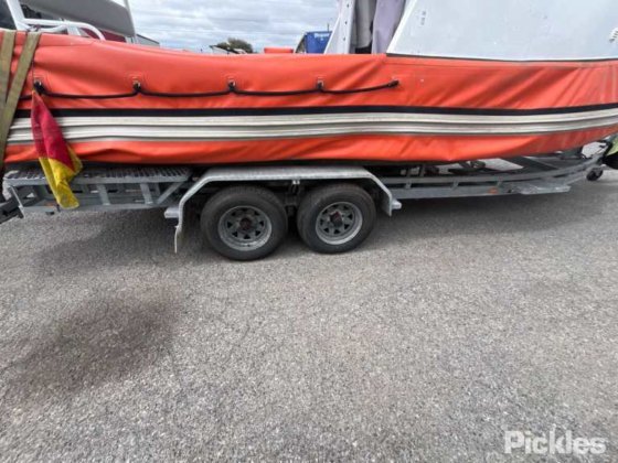 スウィフト・マリン