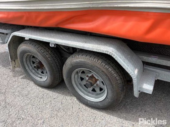 スウィフト・マリン