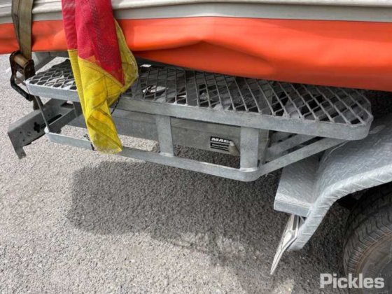 スウィフト・マリン