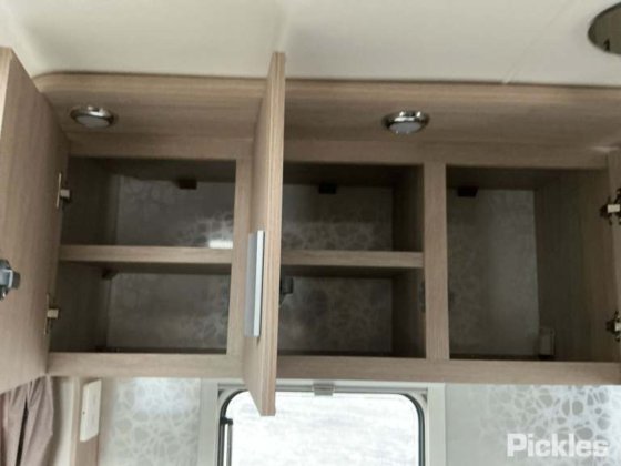 2017年式ジェイコ スタークラフト アウトバック