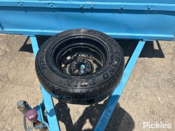 1998年南海岸拖车