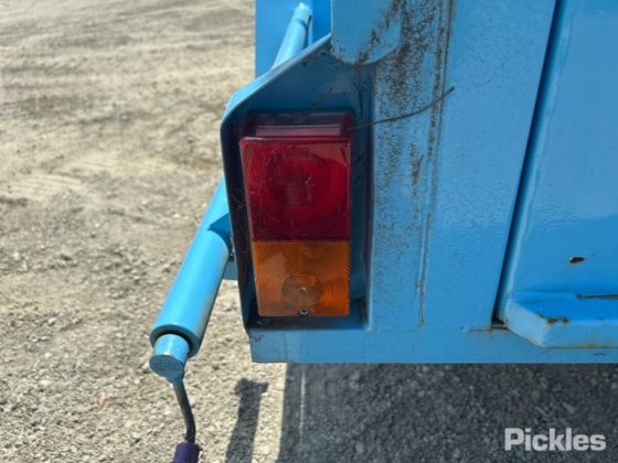 1998年南海岸拖车