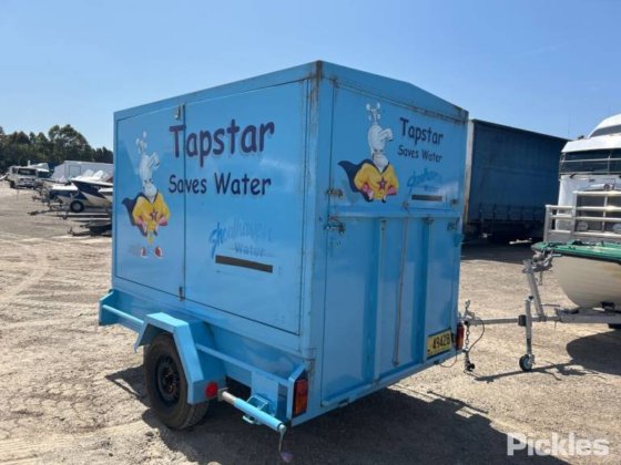 1998年南海岸拖车