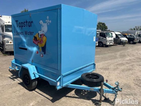 1998年南海岸拖车