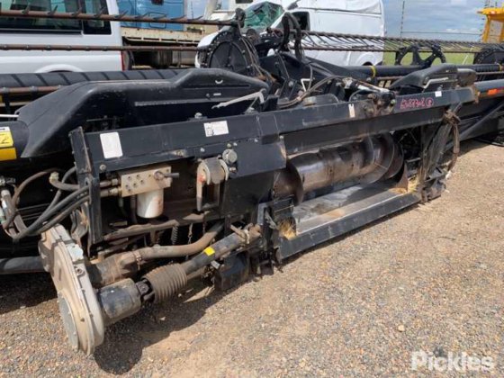 2016 MacDon FD75D Flexdraper