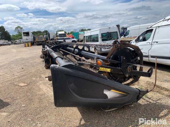 2016 MacDon FD75D Flexdraper