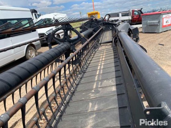 2016 MacDon FD75D Flexdraper