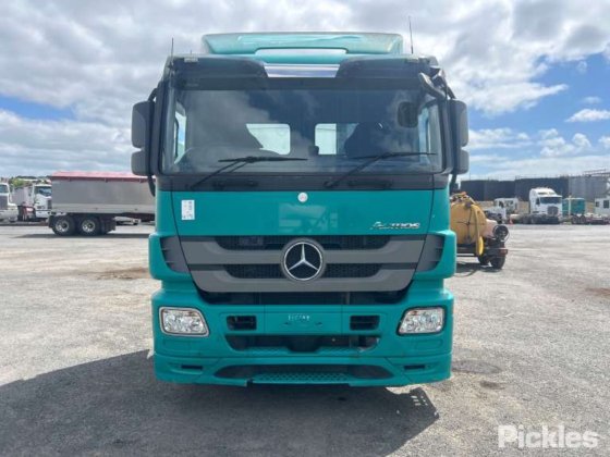 2011 梅赛德斯·奔驰 Actros 2644