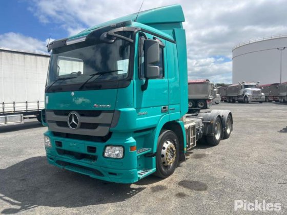 2011 梅赛德斯·奔驰 Actros 2644