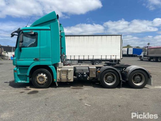 2011 梅赛德斯·奔驰 Actros 2644