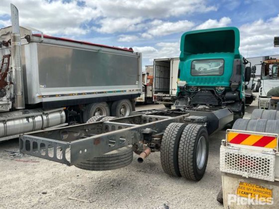 2012年いすゞ FSR700