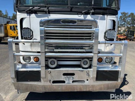 2004年式フレイトライナー・アーゴシー