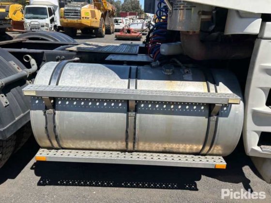 2004年式フレイトライナー・アーゴシー