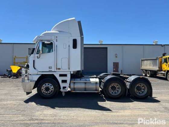 2004年式フレイトライナー・アーゴシー