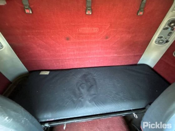 2004年式フレイトライナー・アーゴシー