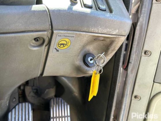 2004年式フレイトライナー・アーゴシー