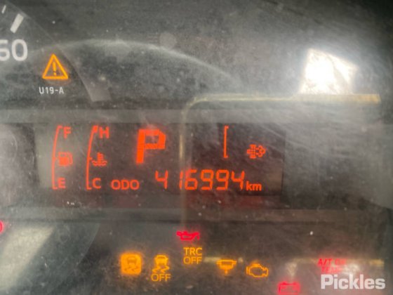 2014年式 日野 300 616