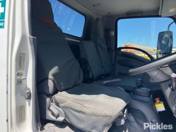 2019年式 いすゞ NPR