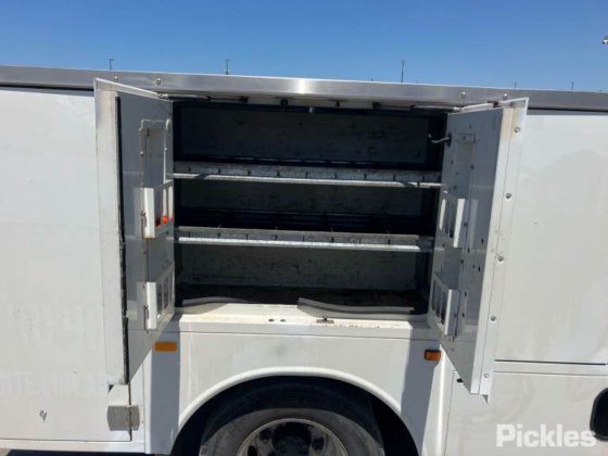 2019年式 いすゞ NPR