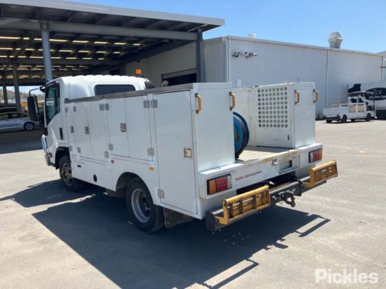 2019年式 いすゞ NPR