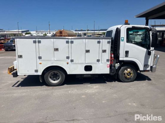 2019年式 いすゞ NPR