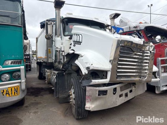 2019 マック CMHR トライデント