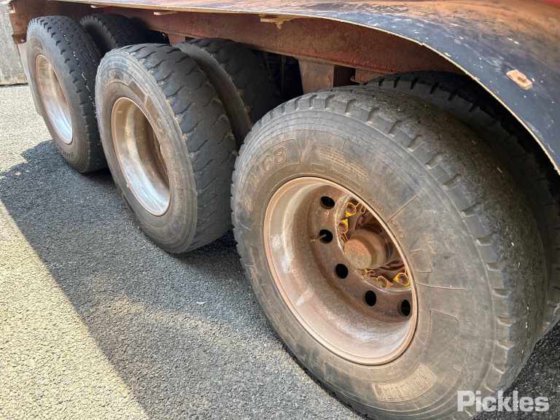 2011 アズメブ グローバル トレーラー ロードトレイン