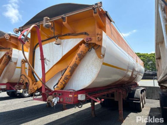 2011 アズメブ グローバル トレーラー ロードトレイン