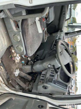 2005年 三菱 FM600