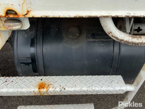 2005年 三菱 FM600