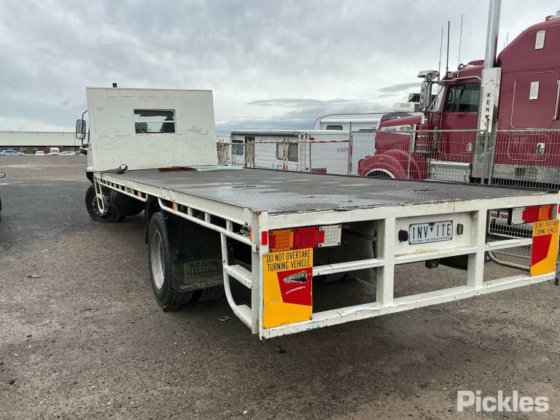 2005年 三菱 FM600