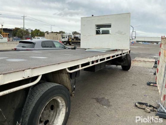 2005年 三菱 FM600