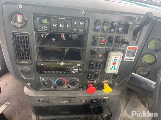 2015 マック・グラナイト