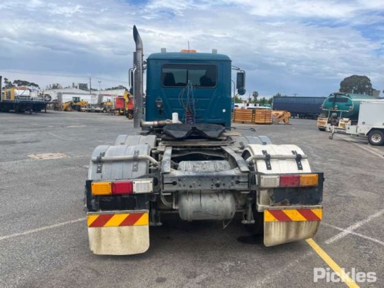 2015 マック・グラナイト