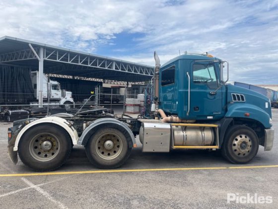 2015 マック・グラナイト