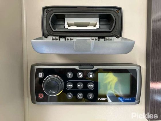 2014年式ロータス・フリーランダー