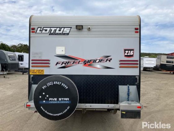 2014年式ロータス・フリーランダー