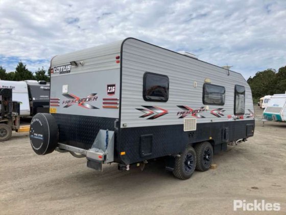 2014年式ロータス・フリーランダー