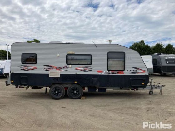 2014年式ロータス・フリーランダー