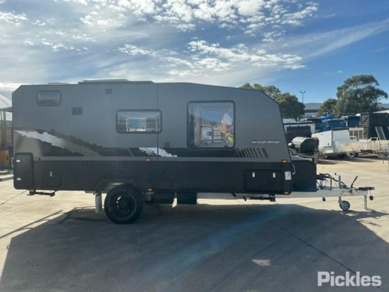 2022年式オースリンクキャラバンズ マリブレイダー